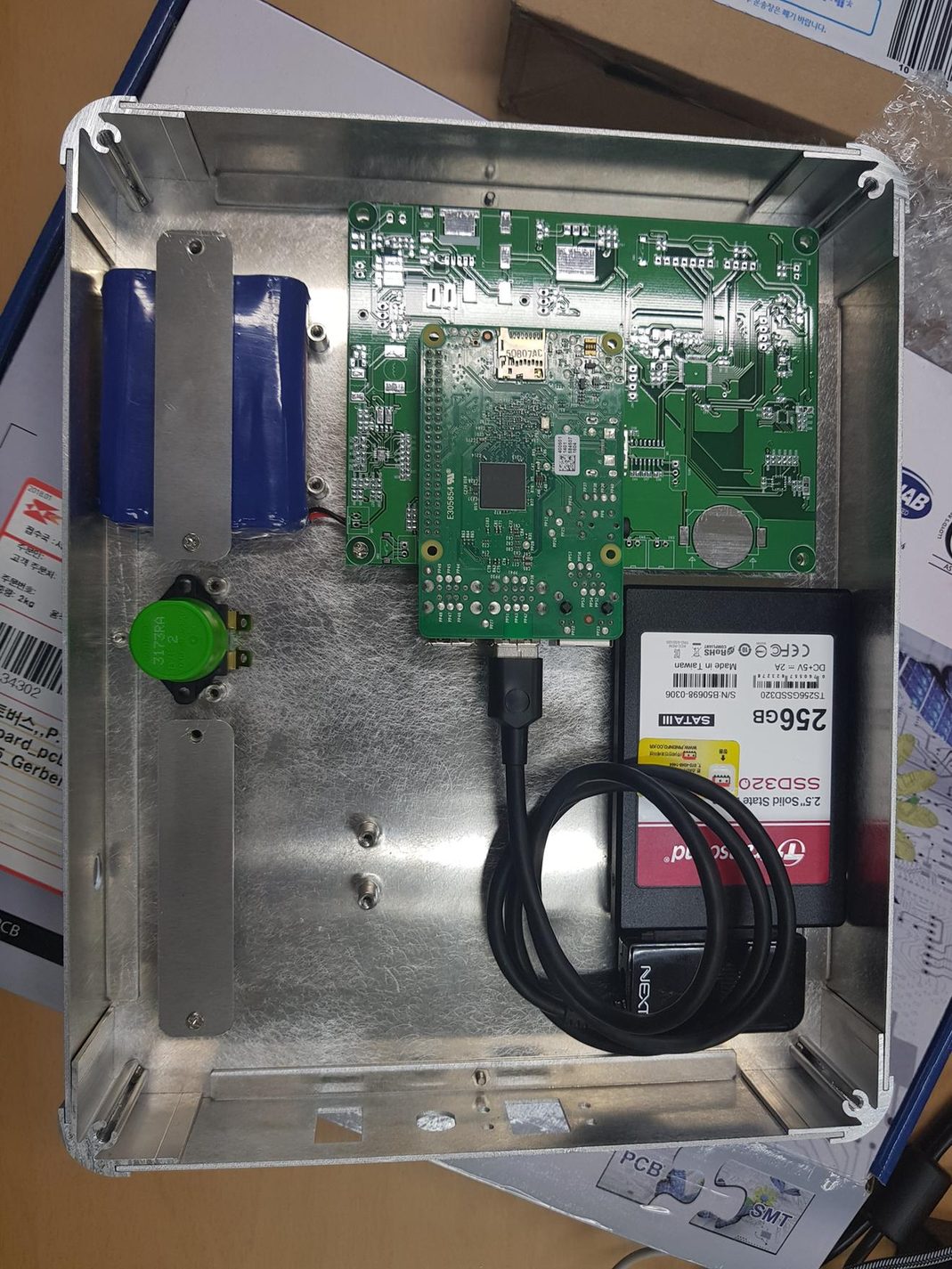 SSD 데이터 수집기: SSD를 사용하는 라즈베리파이 기반 데이터 수집장치.